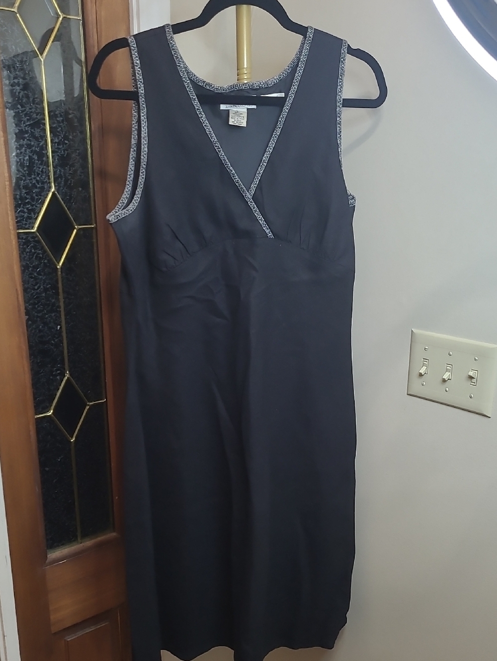 Uniform John Paul Richard Sleeveless 100% Linen Black Dress size Large PETITE
